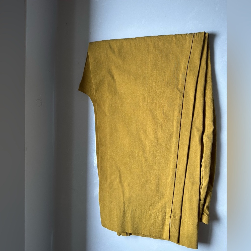 Mustard yellow cropped dress pants